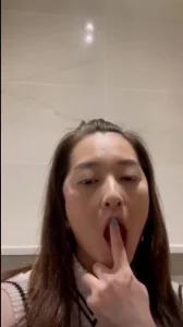 骚货人妻自拍
