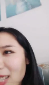 骚气大奶妹子勾引修水管工人啪啪深喉口交后入大屁股猛操